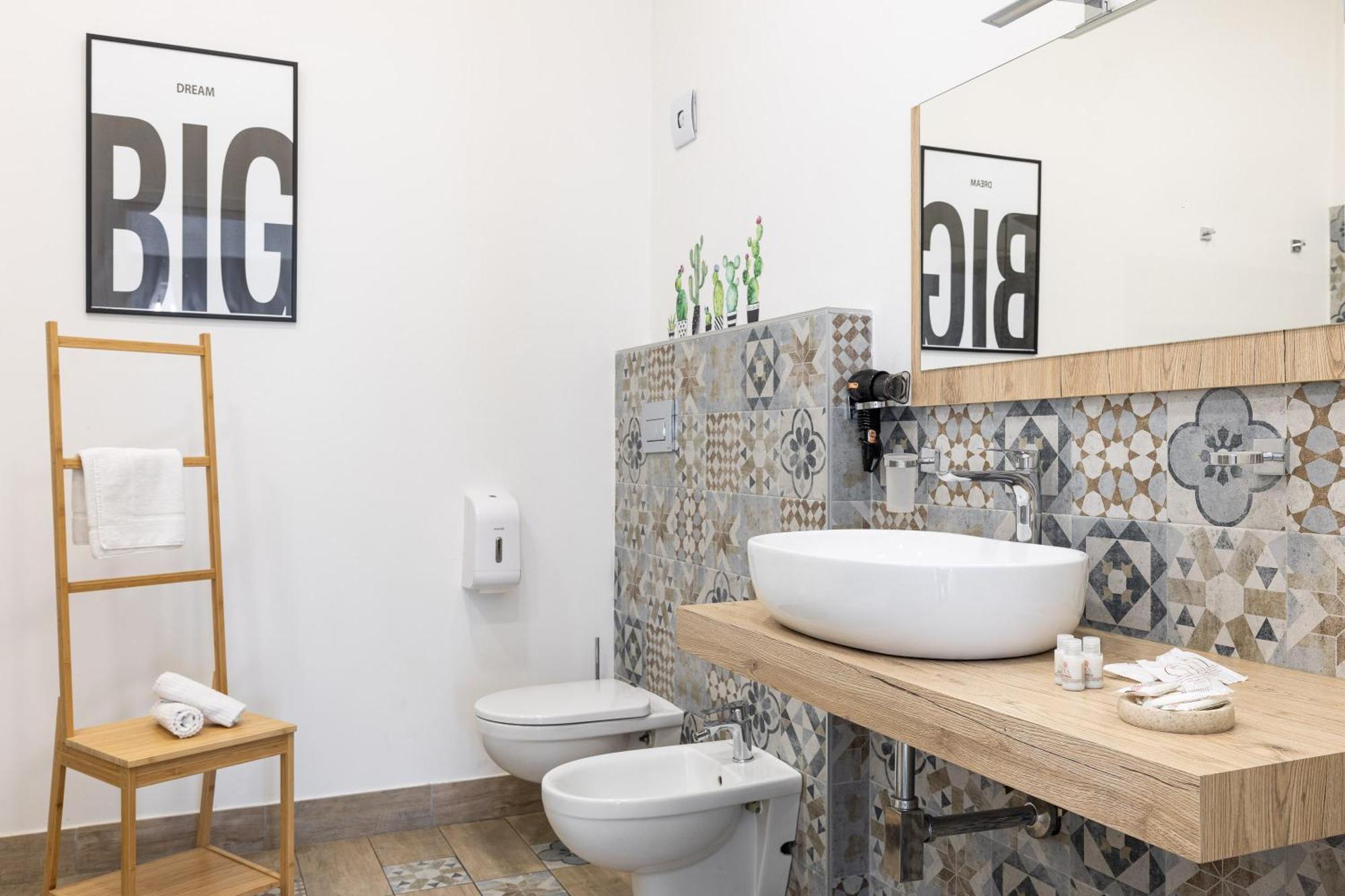 B&B Vitruvio Suites Formia Eksteriør bilde