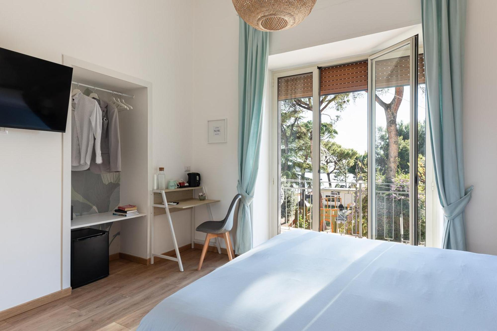 B&B Vitruvio Suites Formia Eksteriør bilde
