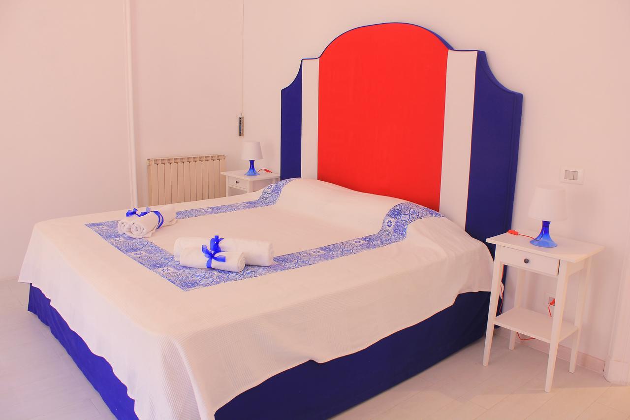 B&B Vitruvio Suites Formia Eksteriør bilde