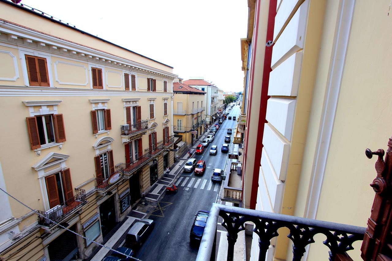 B&B Vitruvio Suites Formia Eksteriør bilde